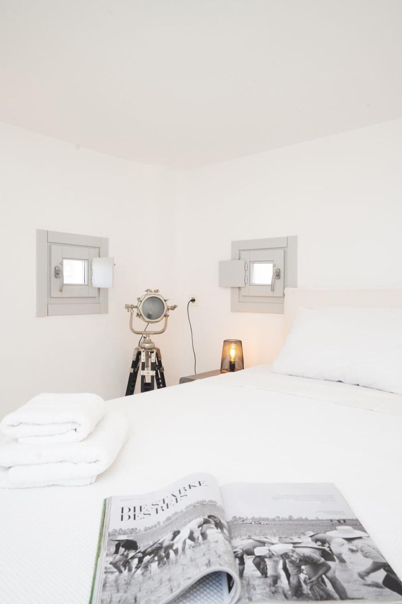 House Of Nikol - Cycladic Sensation * Ano Mera